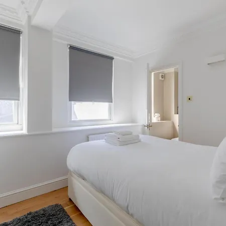 Central 2Bd Flat 10 Mins To Buckingham Palace